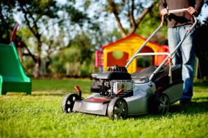 Best Lawn Mower for Wet Grass